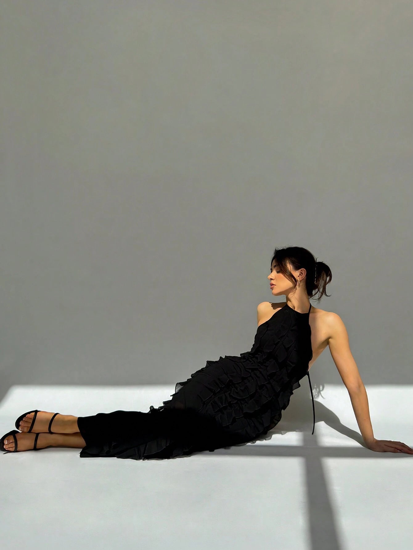 Ellari | Spring/Summer Elegant Vacation Backless dress