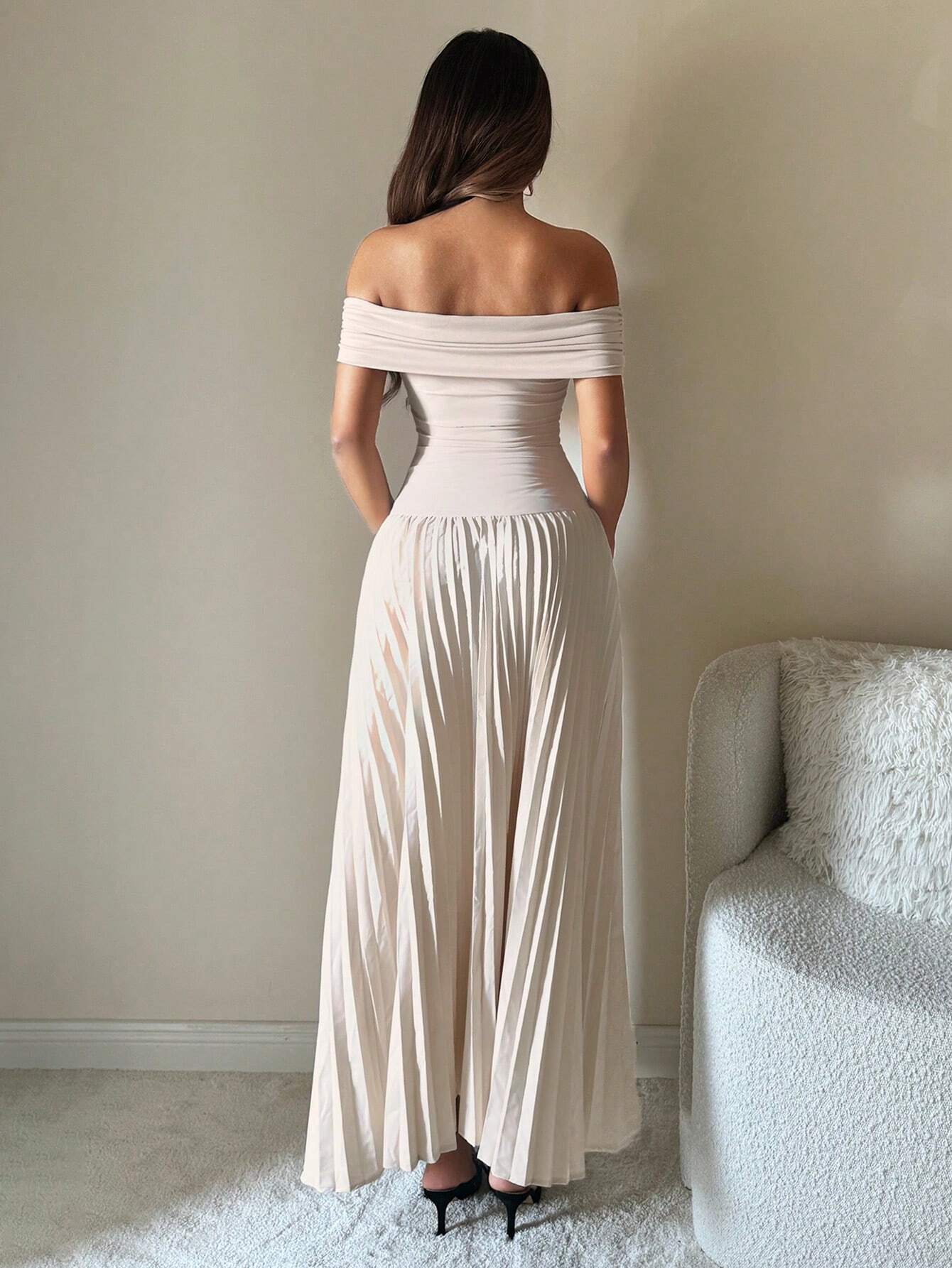 Ellari |Off-Shoulder Dress