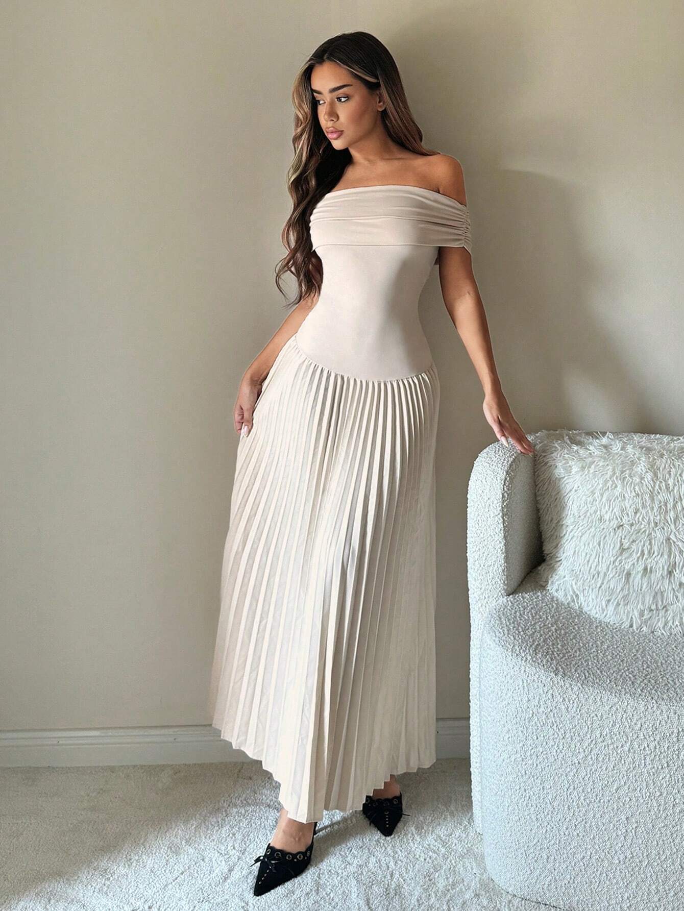 Ellari |Off-Shoulder Dress