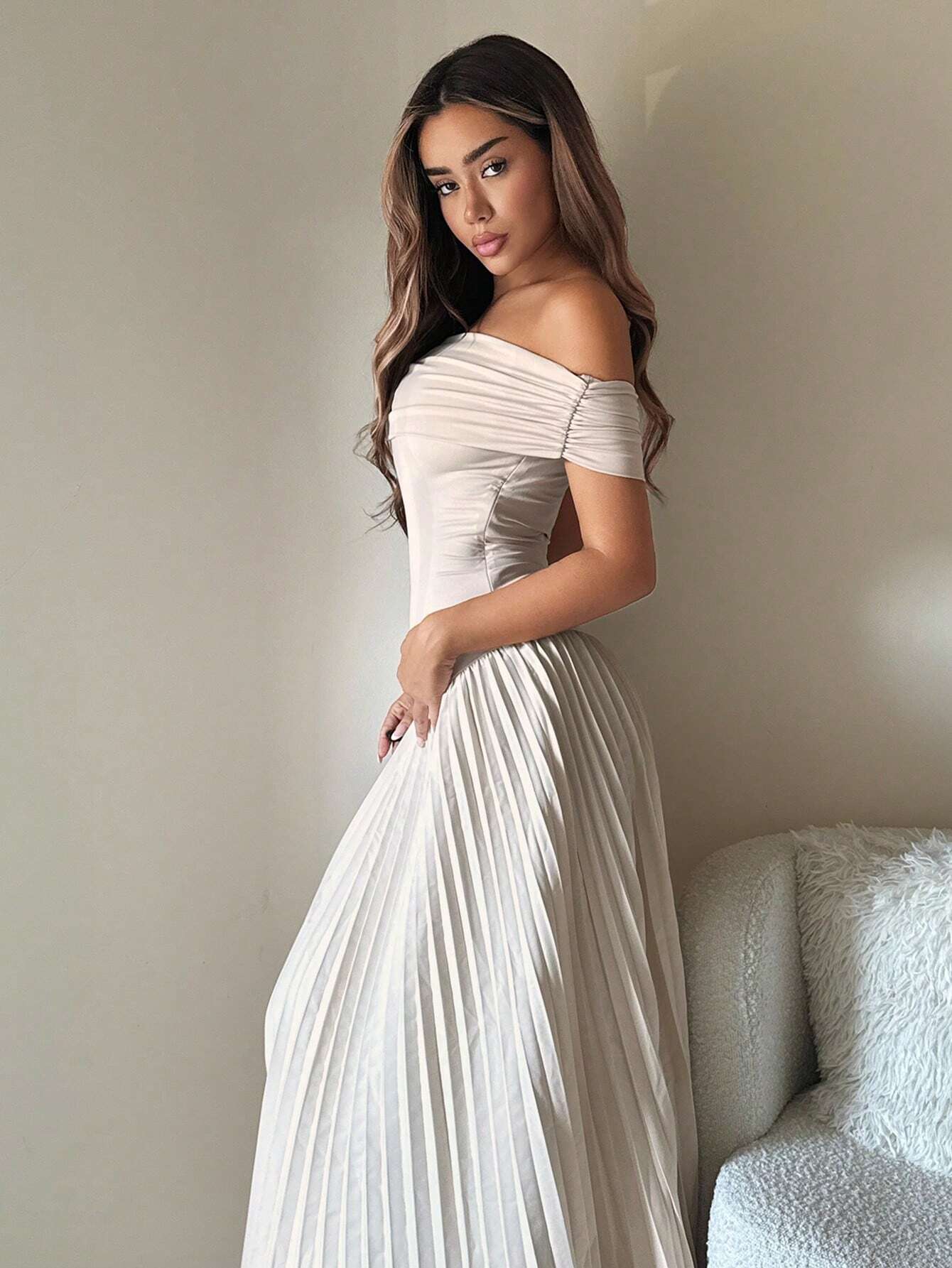 Ellari |Off-Shoulder Dress