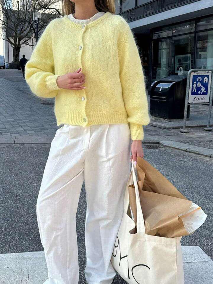 Ellari | pastel yellow sweater